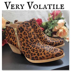 NIB Very Volatile GRACEMONT Bootie